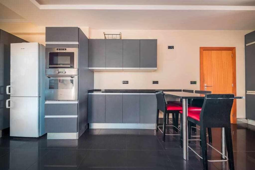 Casa Da Terca Nice View And Parking 푼샬 외부 사진
